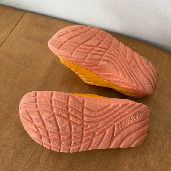 Hoka One One yellow ORA recovery slide sandal - Picture 3 of 4